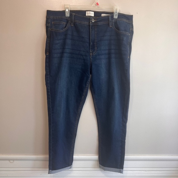 Angels Dark Wash Blue Denim Jeans Size 18W Stretchy High Rise EUC - Picture 1 of 9